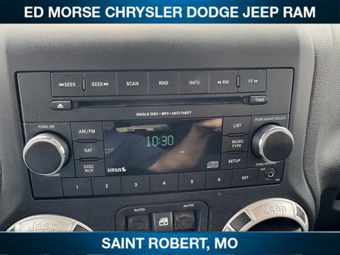 Used 2014 Jeep Wrangler Unlimited Rubicon AWD/4WD image 15