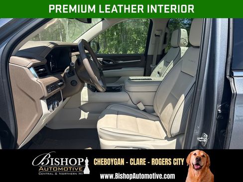 Used 2021 GMC Yukon XL Denali AWD/4WD image 6
