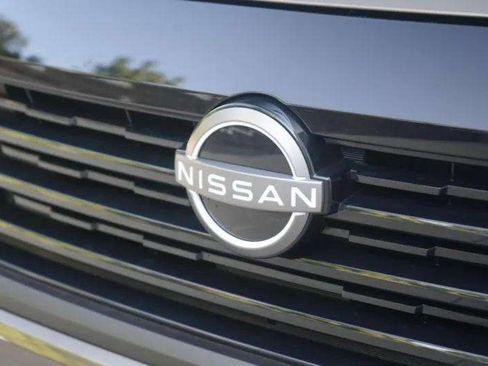 Used 2025 Nissan Kicks SV image 55