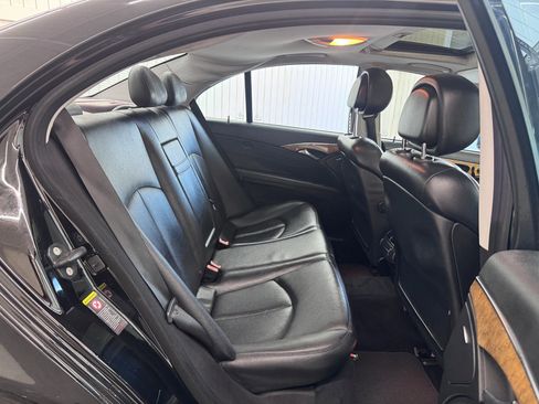 Used 2007 Mercedes-Benz E 350 Sedan image 11