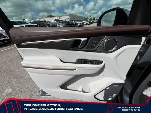New 2026 Buick Enclave Avenir w/ Super Cruise Package AWD/4WD image 24