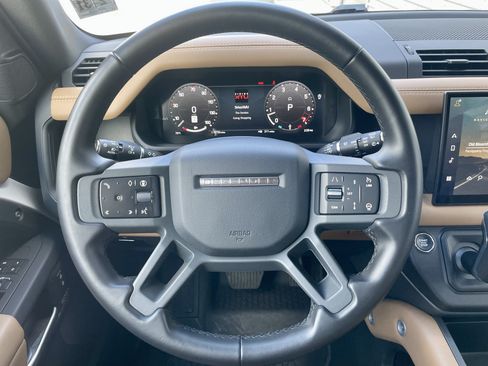 Certified 2025 Land Rover Defender 110 X-Dynamic SE AWD/4WD image 21