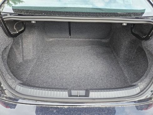 Used 2025 Volkswagen Jetta SE FWD image 24