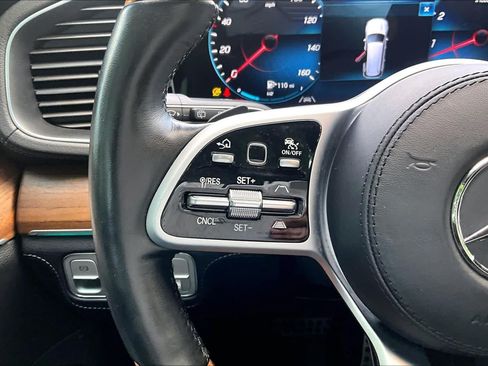 Used 2021 Mercedes-Benz GLS 580 4MATIC image 23