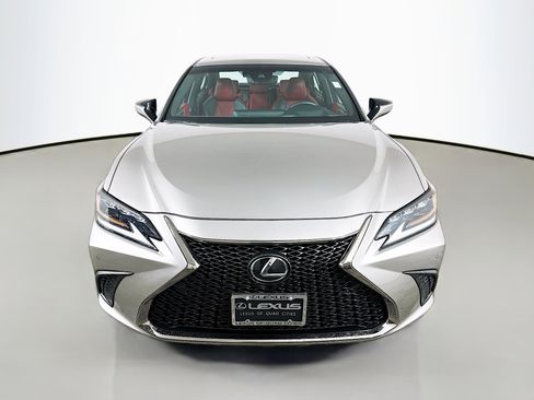 Used 2019 Lexus ES 350 F Sport image 2