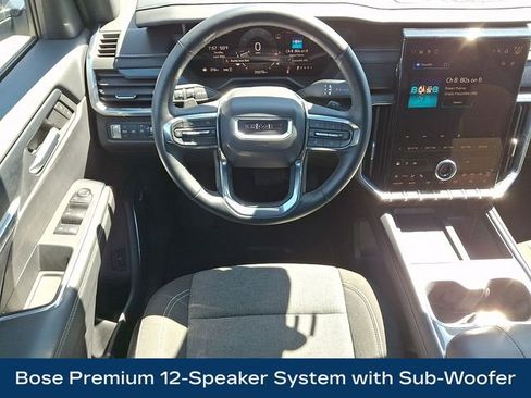 Used 2025 GMC Acadia Elevation image 3