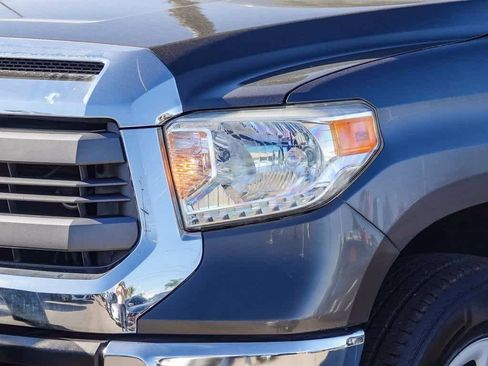 Used 2015 Toyota Tundra SR5 w/ SR5 Upgrade Package image 8