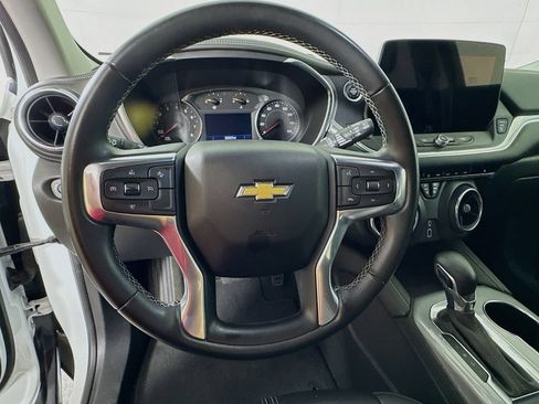 Used 2023 Chevrolet Blazer LT FWD image 11