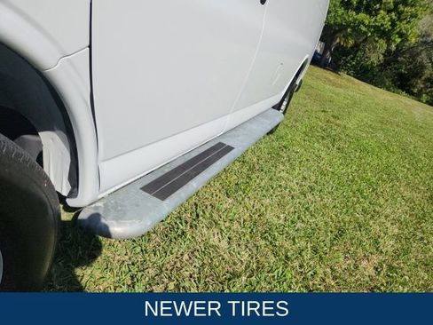 Used 2024 Chevrolet Express 2500 w/ Driver Convenience Package image 6