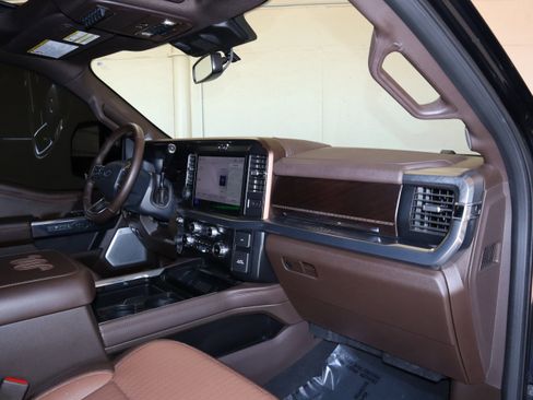 Used 2026 Ford F350 King Ranch w/ FX4 Off-Road Package AWD/4WD image 41