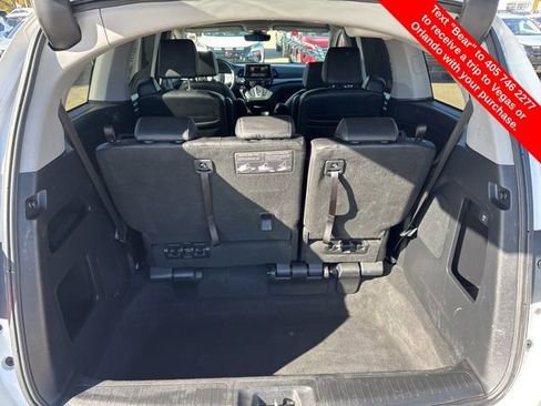 Used 2024 Honda Odyssey EX-L image 11