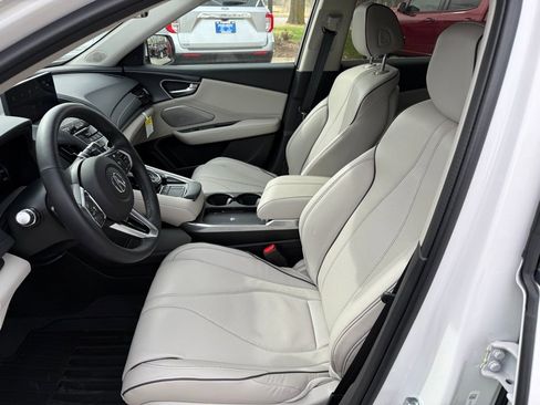 Certified 2025 Acura RDX SH-AWD w/ Advance Package image 14