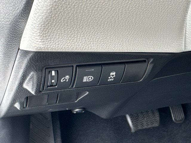 New 2026 Toyota Corolla Cross L FWD image 28