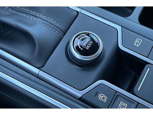 Used 2022 Kia Sorento EX w/ Panoramic Sunroof Package image 34