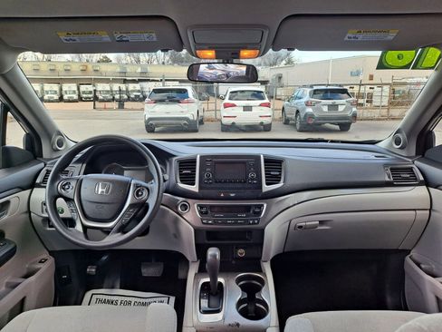 Used 2016 Honda Pilot LX image 8