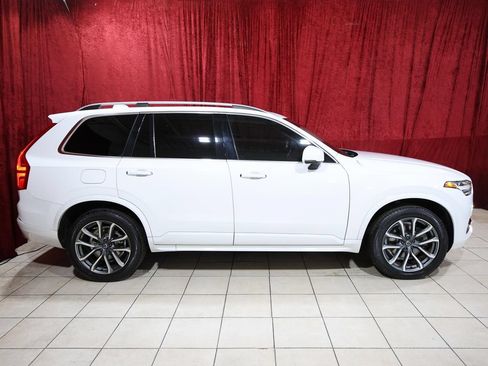 Used 2019 Volvo XC90 T5 Momentum FWD image 8