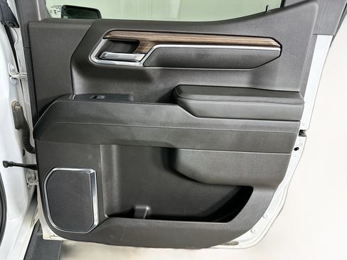 Used 2024 Chevrolet Silverado 1500 LT Trail Boss w/ Protection Package image 30