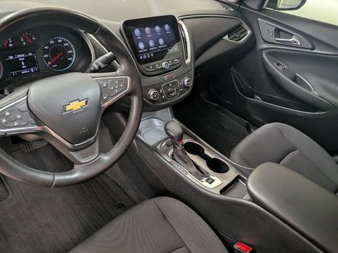 Used 2022 Chevrolet Malibu RS image 11