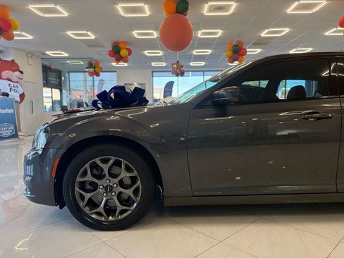 Used 2017 Chrysler 300 S image 6
