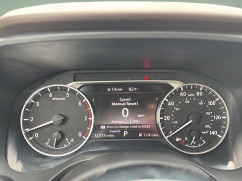 Used 2022 Nissan Rogue SV FWD image 33