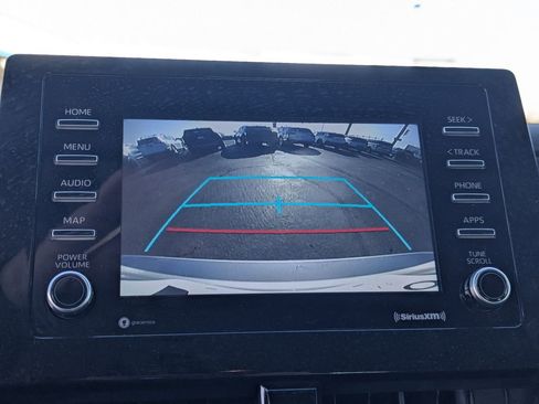 Used 2022 Toyota Camry SE w/ Carpet Mat Package (TMS) image 18