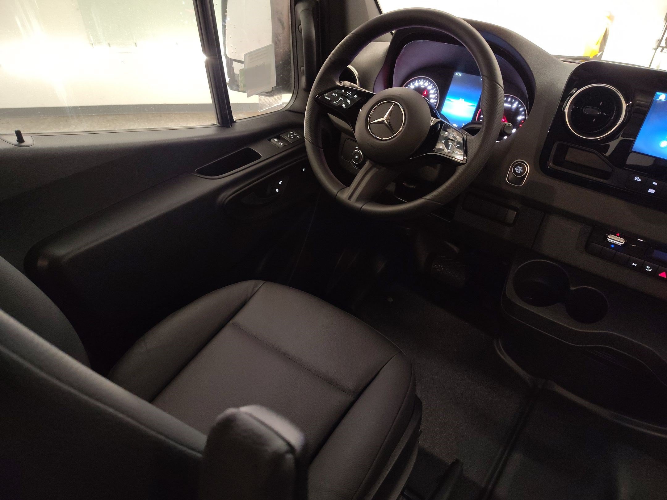 Used 2026 Mercedes-Benz Sprinter 2500 image 26