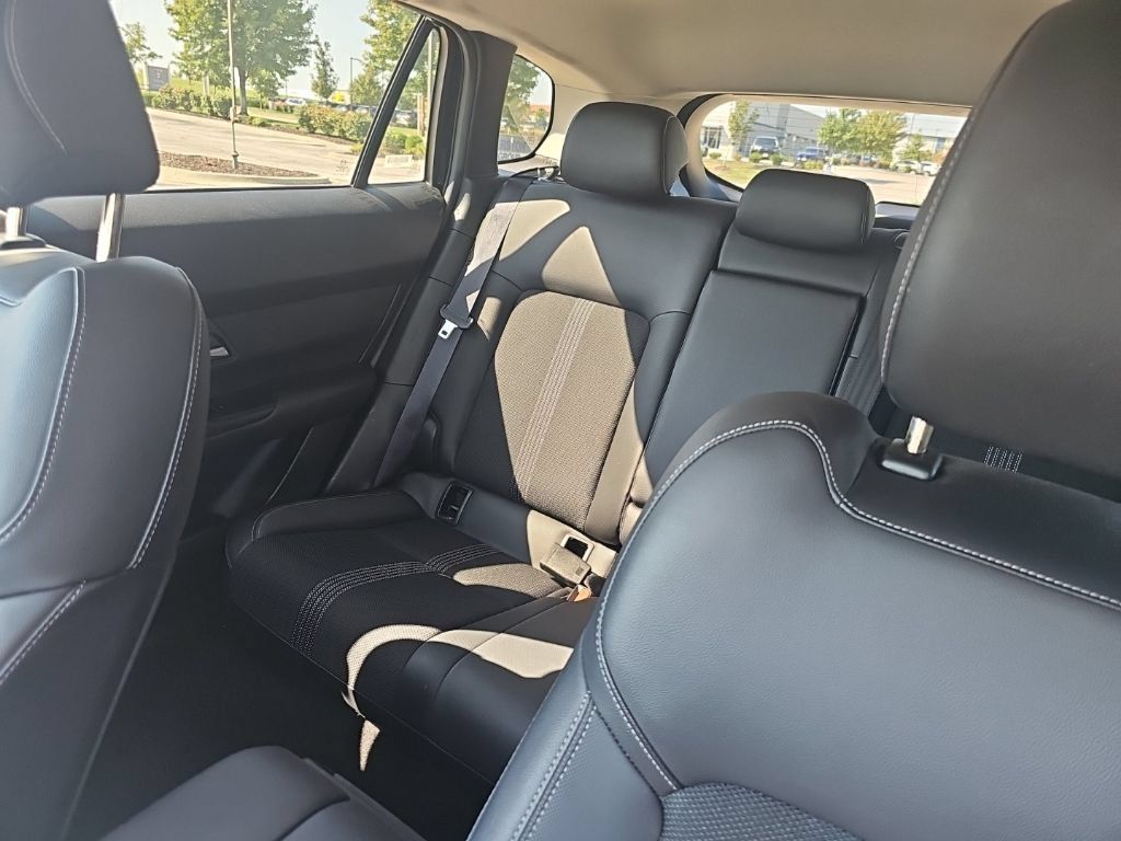 Used 2025 MAZDA CX-50 AWD 2.5 S w/ Preferred Package image 9