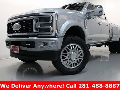 Used 2024 Ford F450 Platinum AWD/4WD image 2
