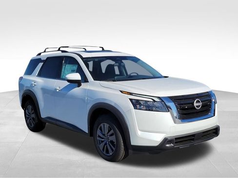 New 2025 Nissan Pathfinder SV w/ SV Premium Package image 7