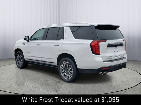Certified 2023 GMC Yukon Denali Ultimate w/ LPO, Floor Liner Package AWD/4WD image 5
