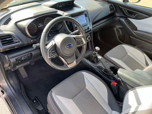 Used 2022 Subaru Crosstrek 2.0i Premium image 12