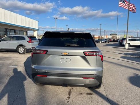 Used 2026 Chevrolet Equinox LT image 6