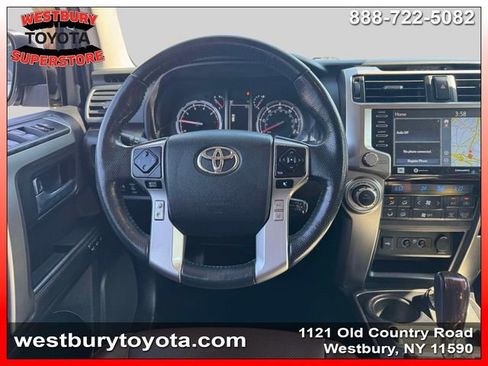 Used 2023 Toyota 4Runner Limited AWD/4WD image 17