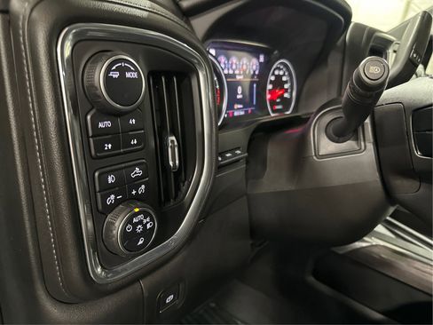Used 2022 Chevrolet Silverado 1500 LTZ w/ LTZ Premium Package AWD/4WD image 20