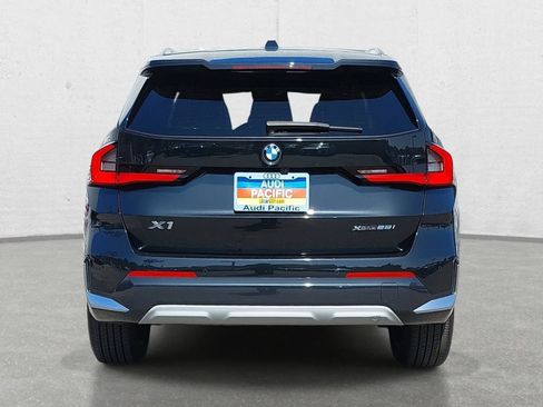 Used 2024 BMW X1 xDrive28i w/ Convenience Package AWD/4WD image 6
