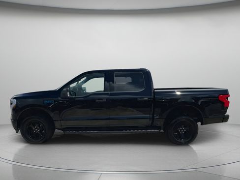 Used 2025 Ford F150 Lightning XLT image 16