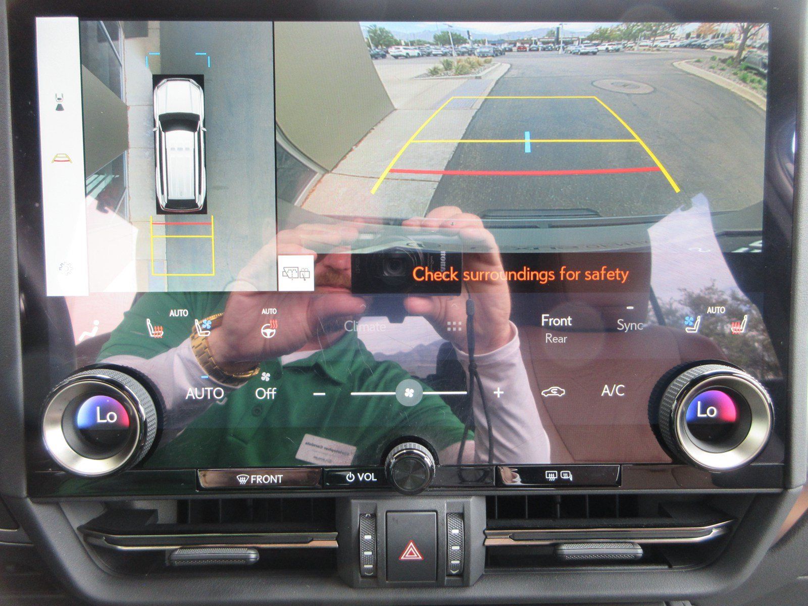 Used 2024 Lexus GX 550 w/ Accessory Package (31) AWD/4WD image 47