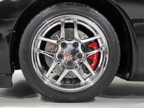 Used 2002 Chevrolet Corvette Z06 w/ Memory Pkg image 32