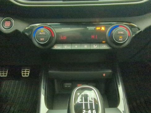 Used 2022 Kia Forte GT image 17