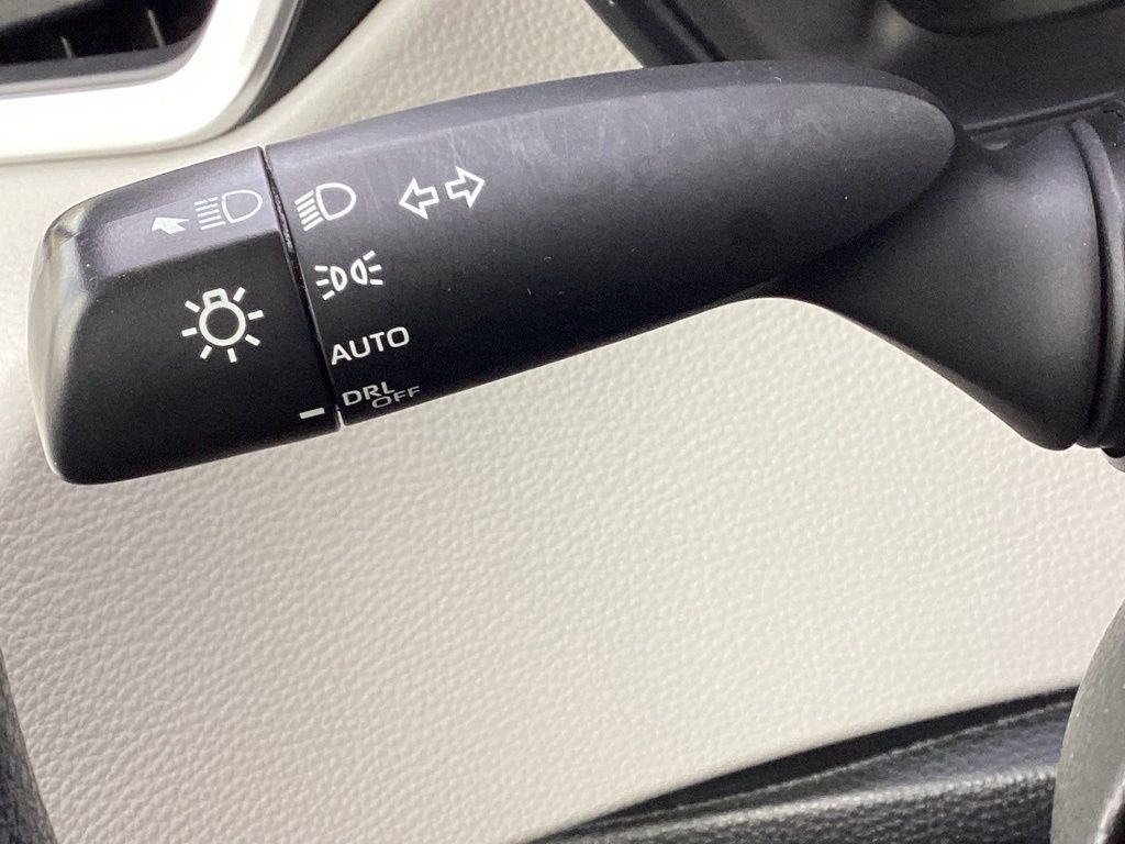 Used 2023 Toyota Corolla LE FWD image 18