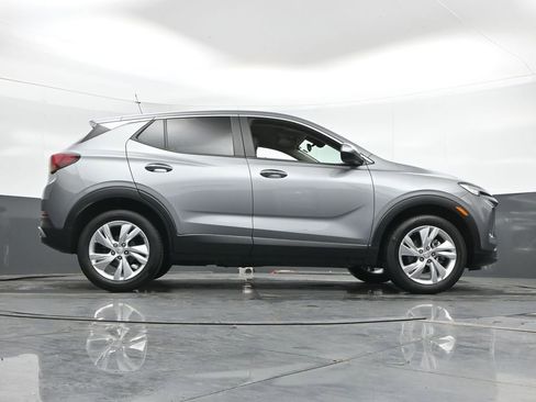 Used 2025 Buick Encore GX Preferred AWD/4WD image 41