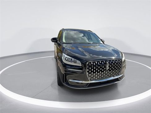 New 2026 Lincoln Corsair Reserve image 2