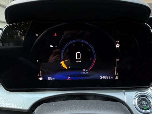 Used 2025 Chevrolet Trax LT w/ LT Convenience Package FWD image 41