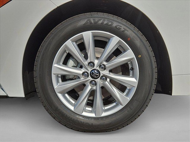 New 2027 Toyota Corolla LE w/ LE Premium Package FWD image 10
