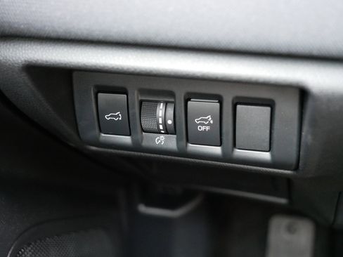 Certified 2025 Subaru Outback Premium AWD/4WD image 26