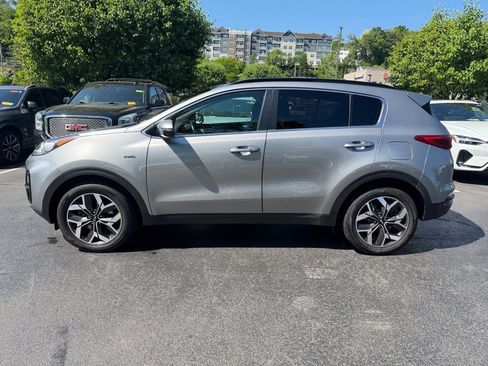 Used 2020 Kia Sportage EX w/ Option Group 15 AWD/4WD image 3