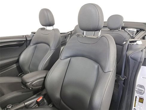 Used 2024 MINI Cooper S image 19