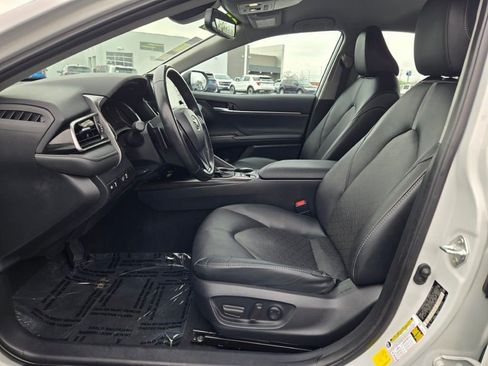 Used 2024 Toyota Camry XSE image 18