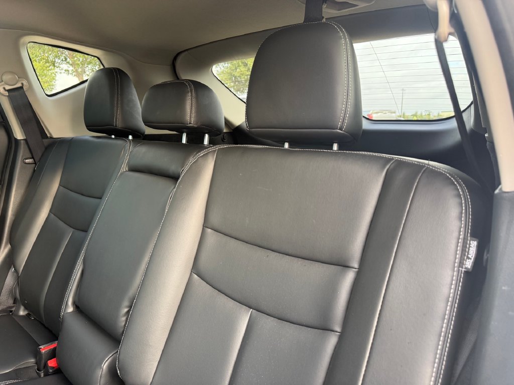 Used 2022 Nissan Murano SV w/ SV Midnight Edition Package FWD image 19