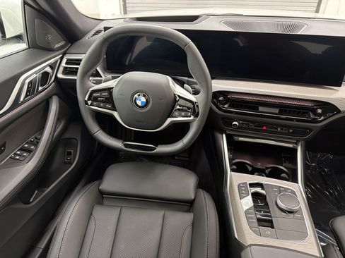 Used 2025 BMW 430i w/ Premium Package RWD image 28